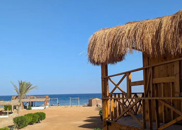 Resort Raha Camp *