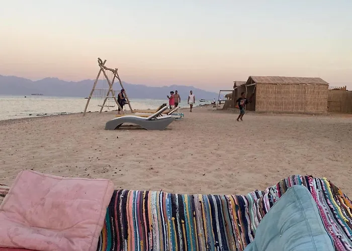 Resort Raha Camp *
